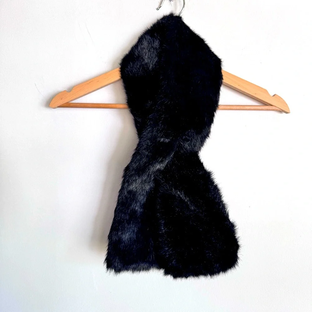 Ben Berger Luxury Black Faux Fur Scarf Pull‎ Thru Tippet Wrap Evening Formal